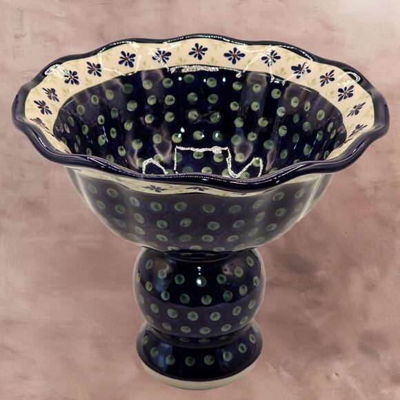 Unique Polish Pottery Fruit Bowl with Artist Initials - Grapes Motif - Picture 1 of 9